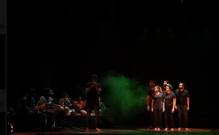 emoticons-theatre-gallery-11