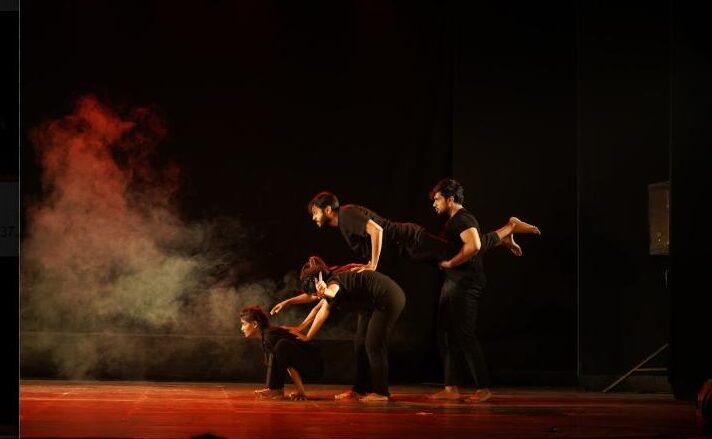 emoticons-theatre-gallery-12